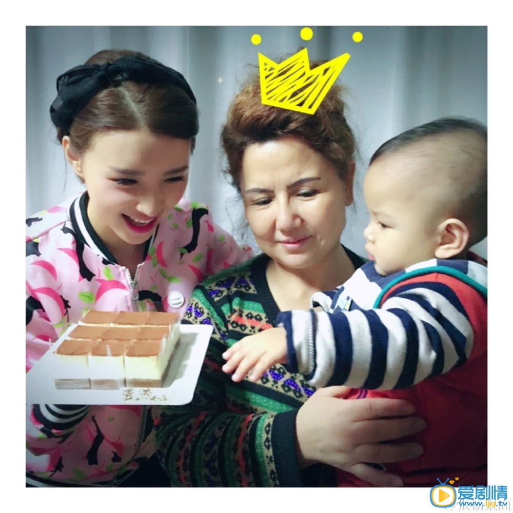 张杨果而亲子照
 张杨果而高清写真_张杨果而高清剧照