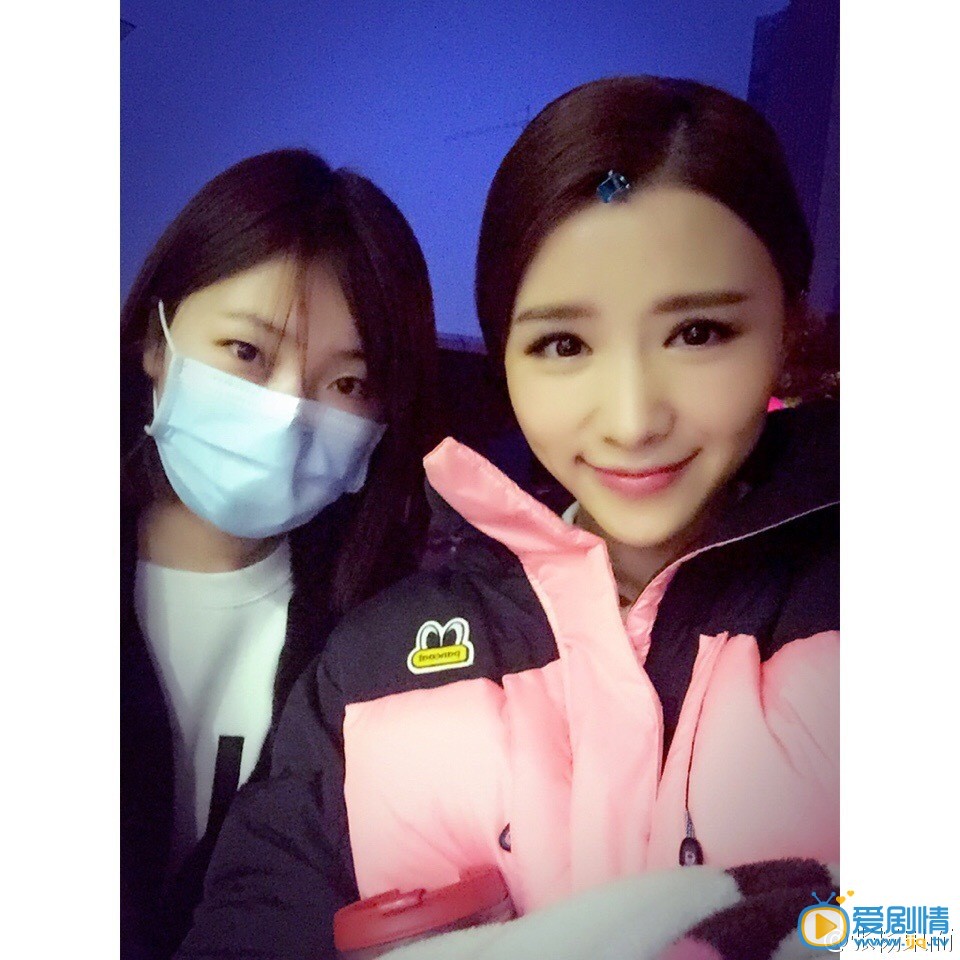 张杨果而生活照
 张杨果而高清写真_张杨果而高清剧照