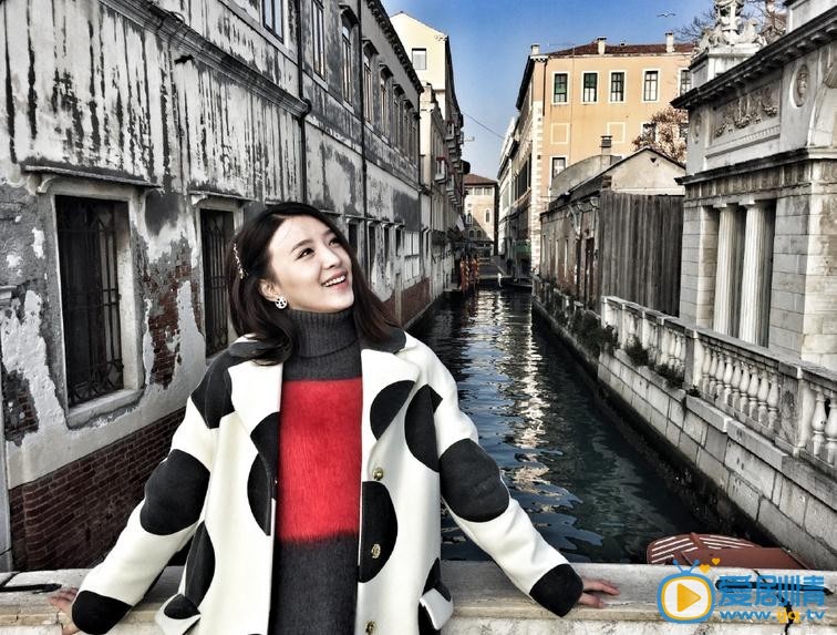 张杨果而生活照
 张杨果而高清写真_张杨果而高清剧照
