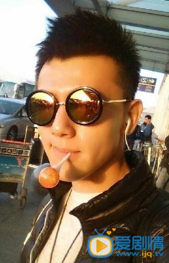 赫雷生活照
 赫雷高清写真_赫雷高清剧照