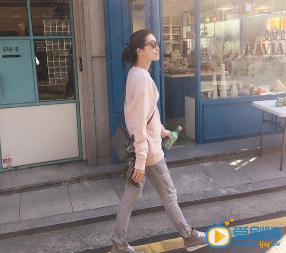 周丽淇生活照
 周丽淇高清写真_周丽淇高清剧照