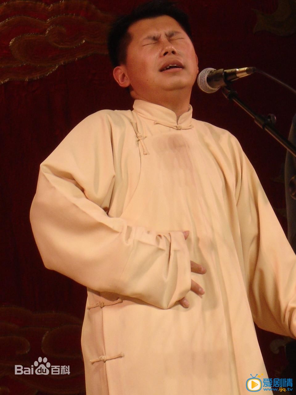 何云伟演出照
 何云伟高清写真_何云伟高清剧照