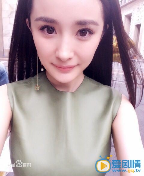 杨幂生活照
 杨幂高清写真_杨幂高清剧照