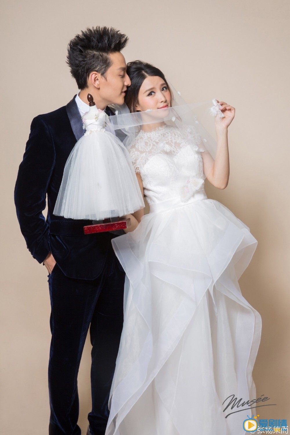 张杨果而婚纱照
 张杨果而高清写真_张杨果而高清剧照