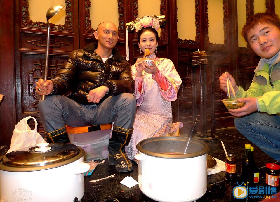 刘诗诗和老公吴奇隆亲密合影照
 刘诗诗高清写真_刘诗诗高清剧照
