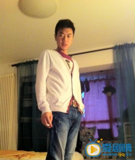 王品一生活照
 王品一高清写真_王品一高清剧照