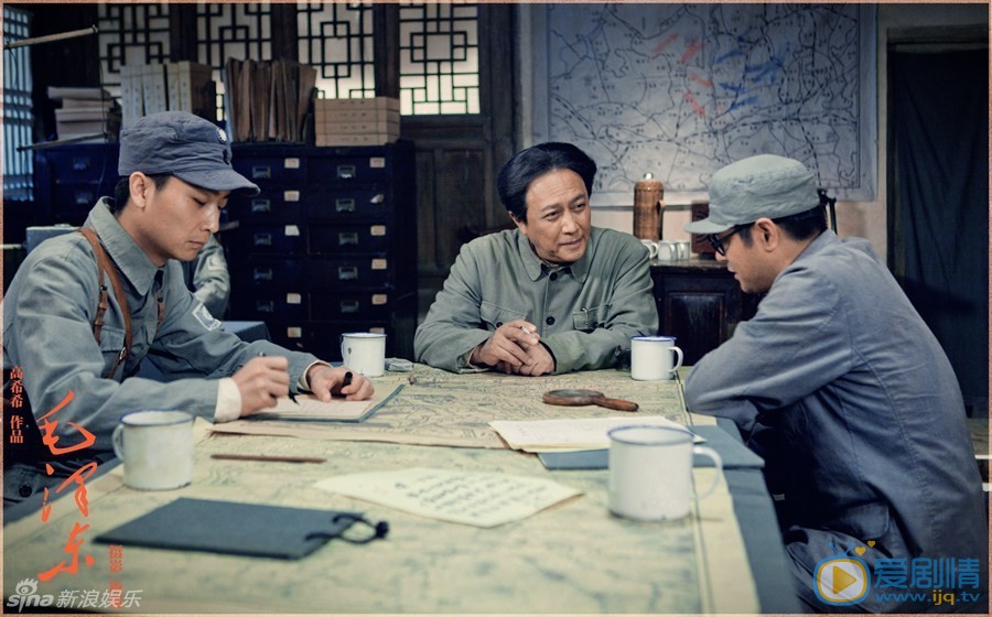 唐国强唐国强剧照
 唐国强高清写真_唐国强高清剧照