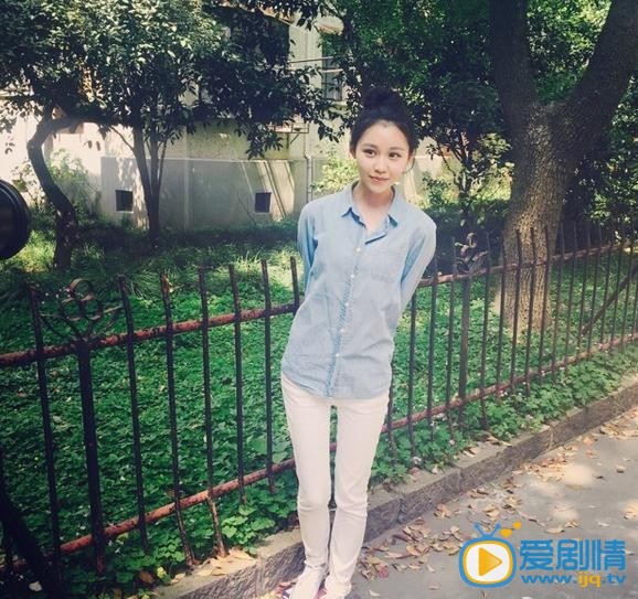 阿丽亚生活照
 阿丽亚高清写真_阿丽亚高清剧照