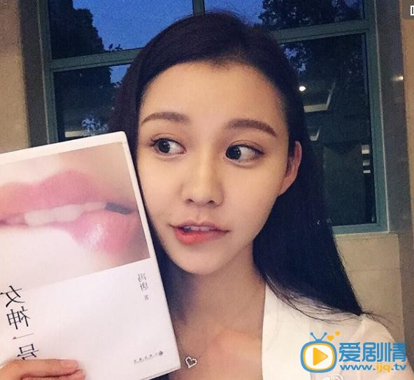 阿丽亚生活照
 阿丽亚高清写真_阿丽亚高清剧照