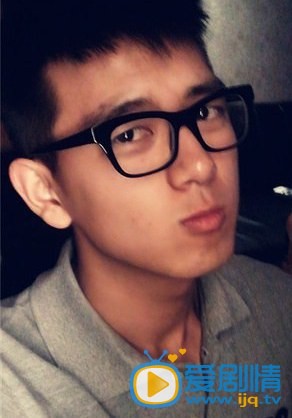 李现生活照
 李现高清写真_李现高清剧照