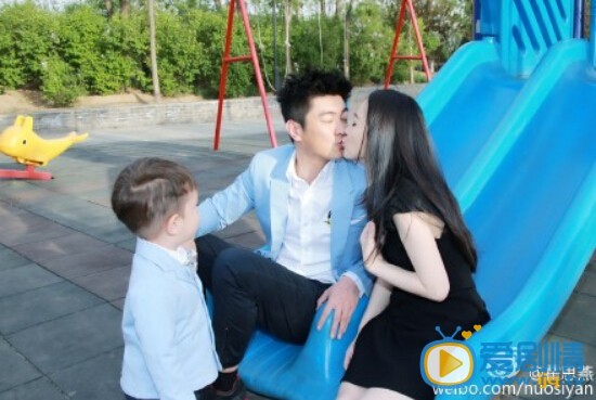杜江和霍思燕全家合影照
 杜江高清写真_杜江高清剧照