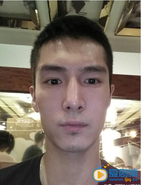 盛一伦生活照
 盛一伦高清写真_盛一伦高清剧照