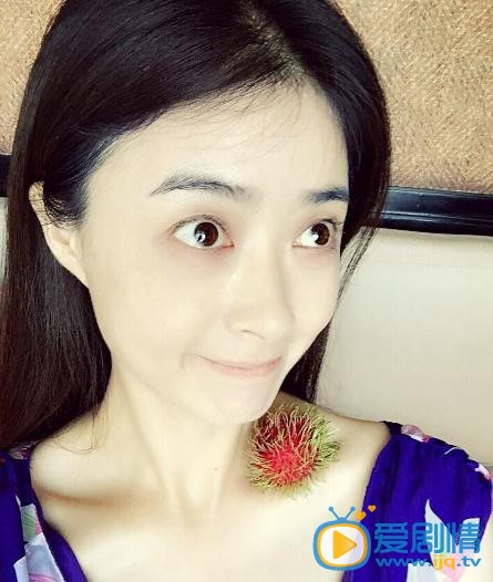 蒋欣嘟嘴卖萌照
 蒋欣高清写真_蒋欣高清剧照