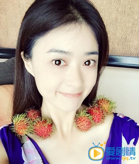 蒋欣嘟嘴卖萌照
 蒋欣高清写真_蒋欣高清剧照