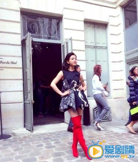陈妍希街拍写真
 陈妍希高清写真_陈妍希高清剧照