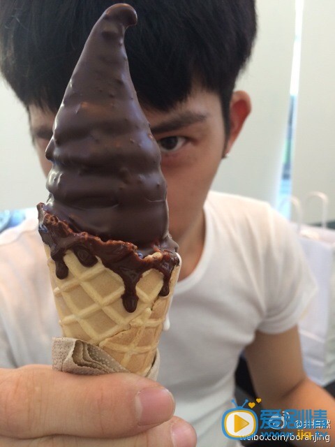 井柏然生活照
 井柏然高清写真_井柏然高清剧照