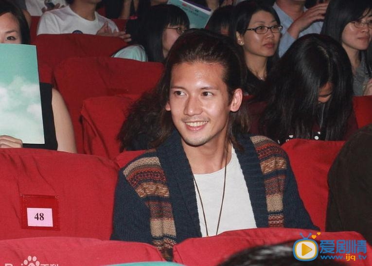 关智斌活动照
 关智斌高清写真_关智斌高清剧照