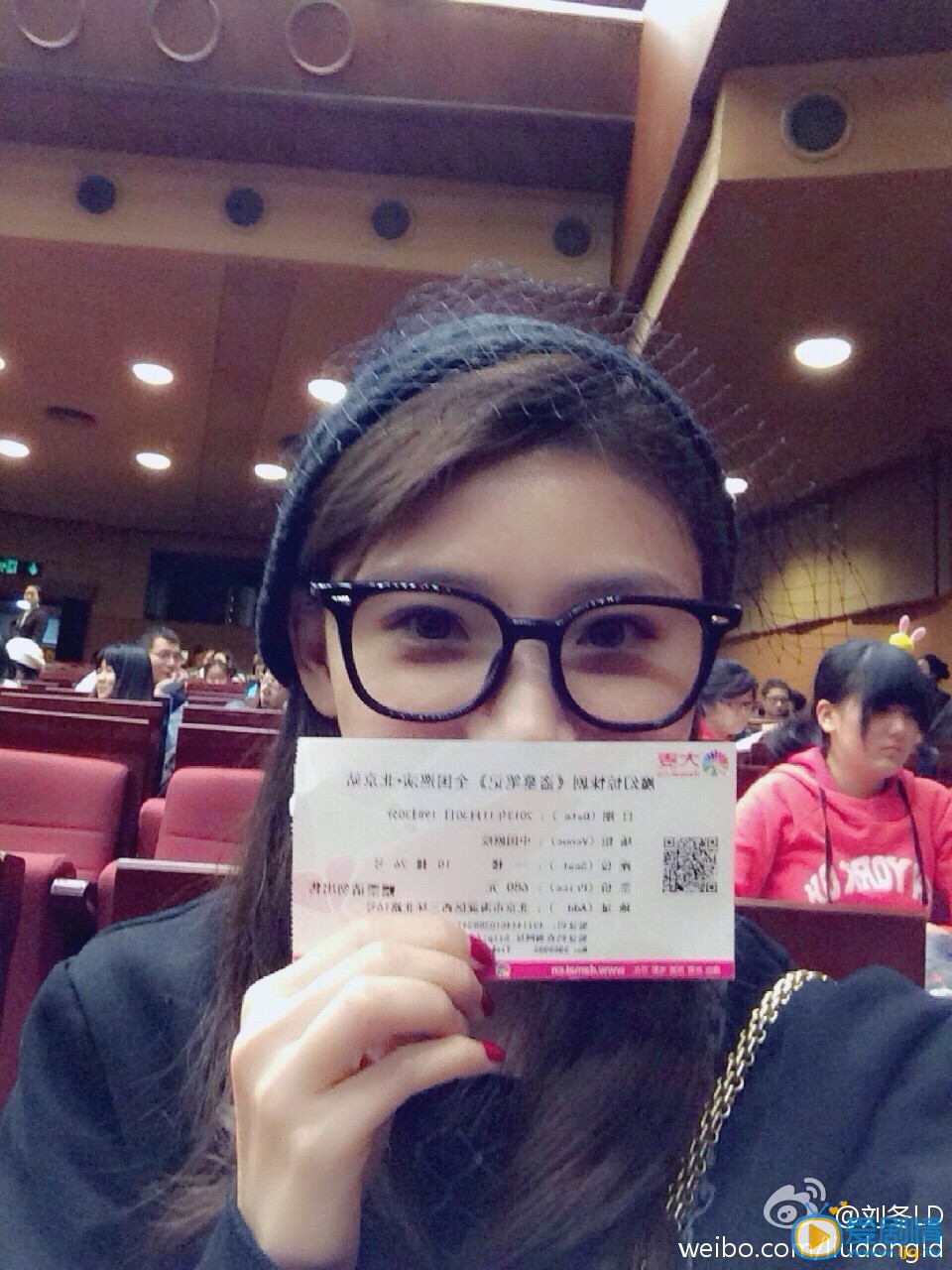 刘冬生活照
 刘冬高清写真_刘冬高清剧照