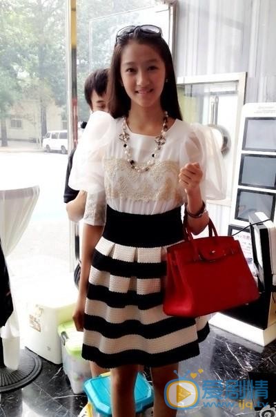 关晓彤童照
 关晓彤高清写真_关晓彤高清剧照
