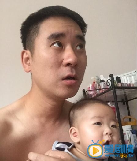 东靖川亲子照
 东靖川高清写真_东靖川高清剧照