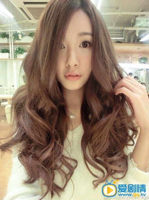 张子萱长发美照
 张子萱高清写真_张子萱高清剧照
