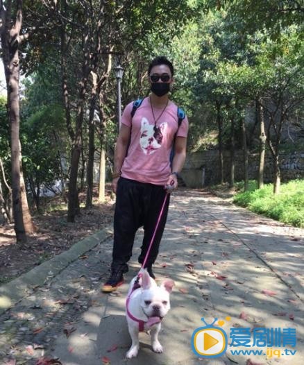 樊少皇生活照
 樊少皇高清写真_樊少皇高清剧照