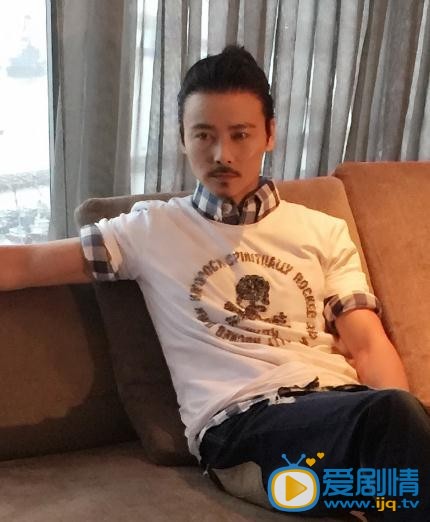 张晋生活照
 张晋高清写真_张晋高清剧照