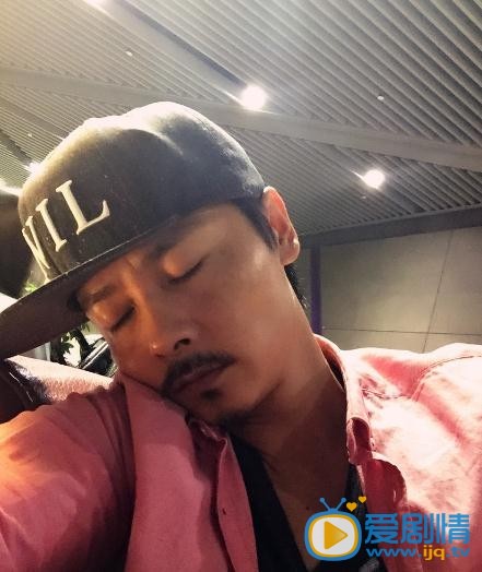 张晋生活照
 张晋高清写真_张晋高清剧照