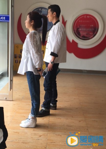 王晓晨拍戏幕后照
 王晓晨高清写真_王晓晨高清剧照