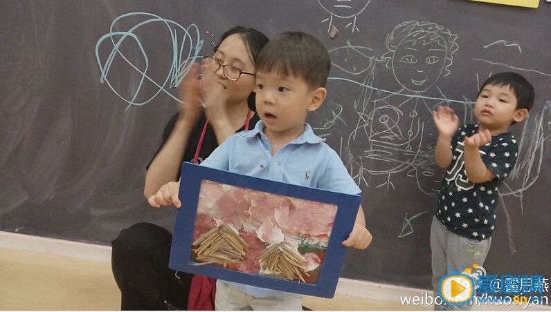霍思燕儿子超萌照片
 霍思燕高清写真_霍思燕高清剧照