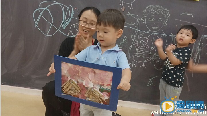 霍思燕儿子超萌照片
 霍思燕高清写真_霍思燕高清剧照