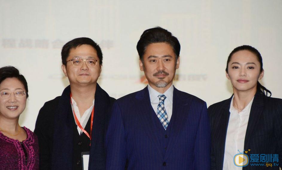 吴秀波离婚律师剧照
 吴秀波高清写真_吴秀波高清剧照