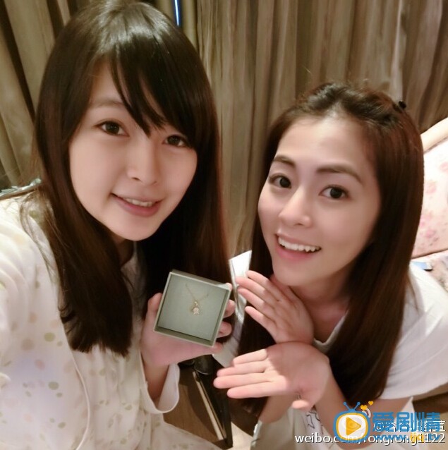 任容萱朋友合影照
 任容萱高清写真_任容萱高清剧照
