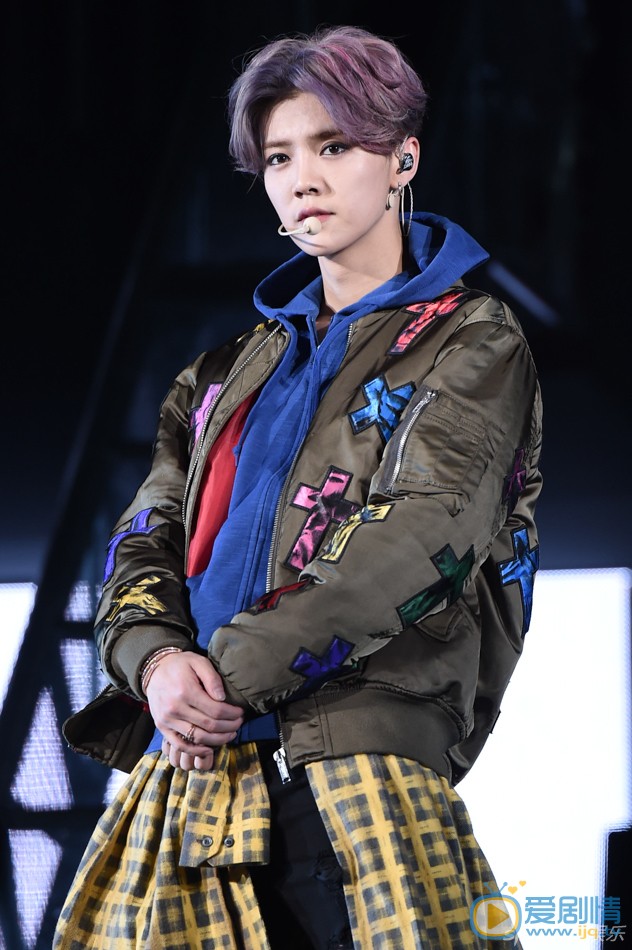 鹿晗演唱会照片
 鹿晗高清写真_鹿晗高清剧照