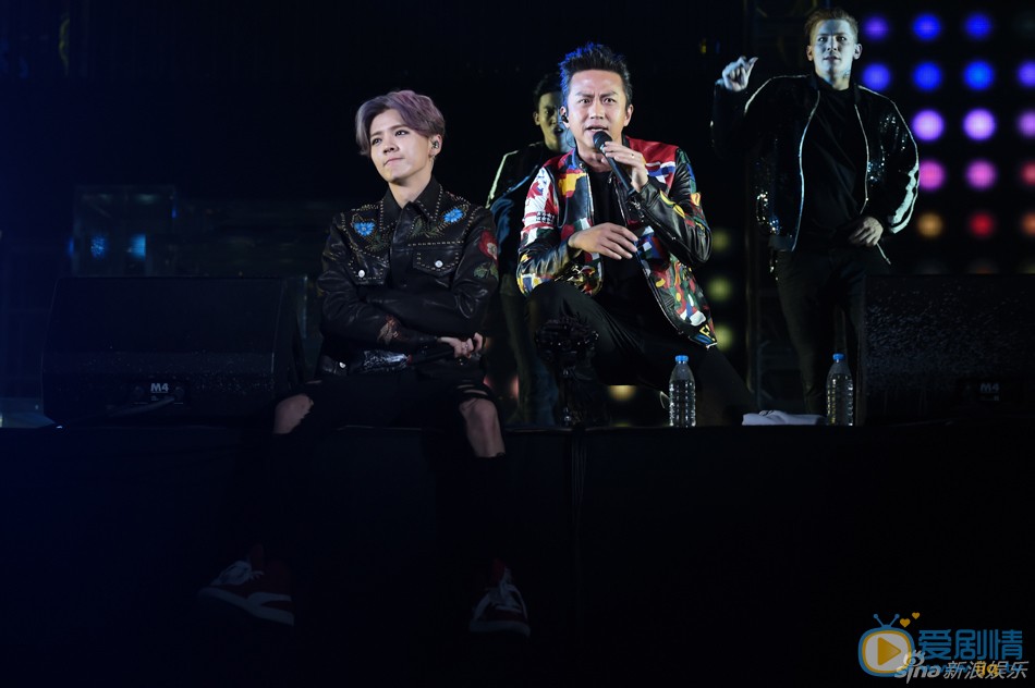 鹿晗演唱会照片
 鹿晗高清写真_鹿晗高清剧照
