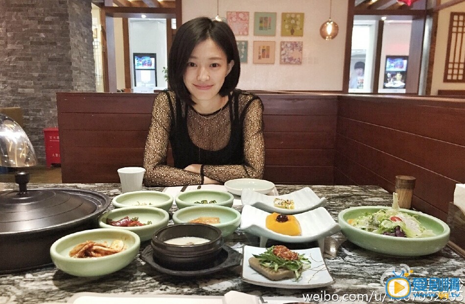 马吟吟生活照
 马吟吟高清写真_马吟吟高清剧照