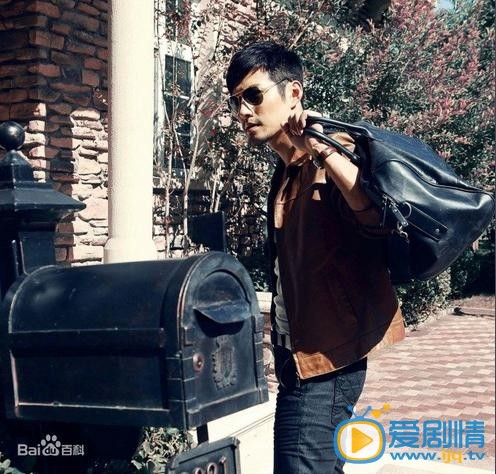 严屹宽街拍
 严屹宽高清写真_严屹宽高清剧照