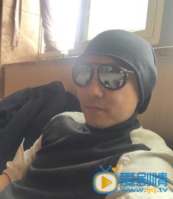 张卫健生活照
 张卫健高清写真_张卫健高清剧照