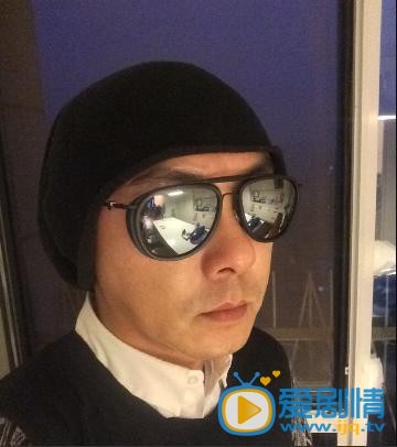 张卫健生活照
 张卫健高清写真_张卫健高清剧照