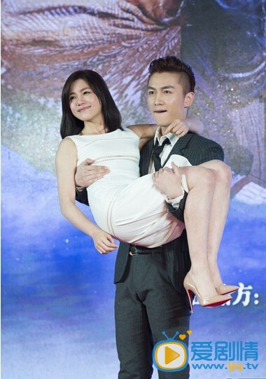 陈妍希和男友陈晓合影照
 陈妍希高清写真_陈妍希高清剧照