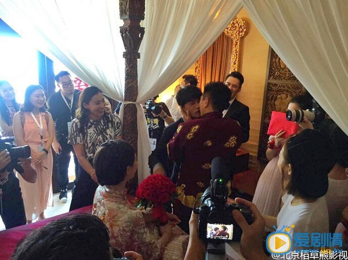 吴奇隆婚礼现场高清组图
 吴奇隆高清写真_吴奇隆高清剧照