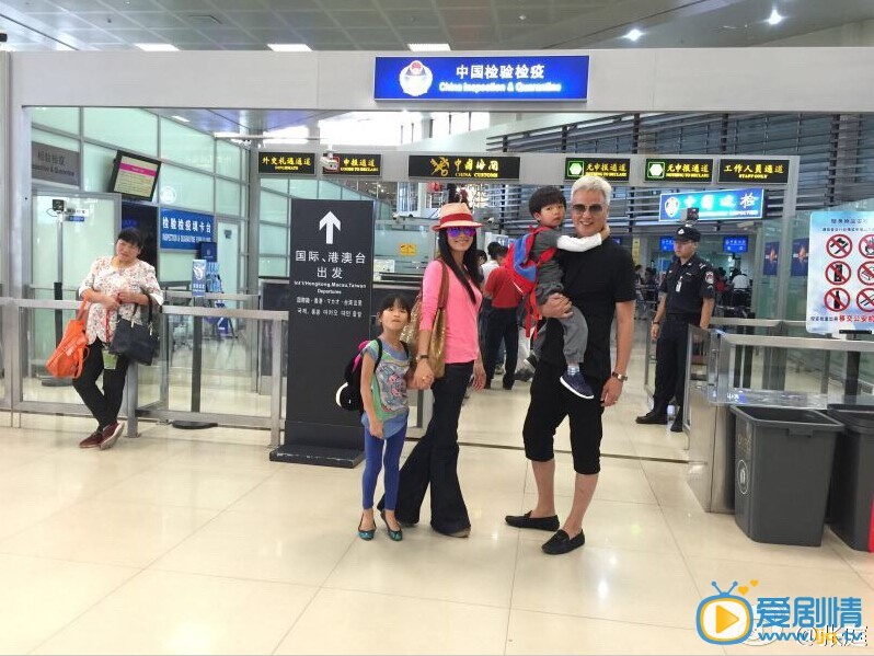 张庭旅游照片
 张庭高清写真_张庭高清剧照