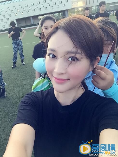 甘婷婷生活照
 甘婷婷高清写真_甘婷婷高清剧照
