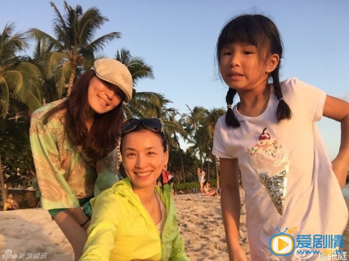 张庭旅游照片
 张庭高清写真_张庭高清剧照