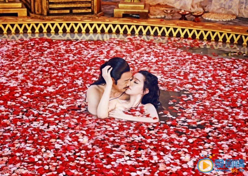 张丰毅肌肉男
 张丰毅高清写真_张丰毅高清剧照