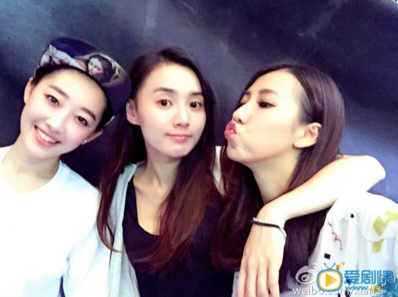 弦子生活照
 弦子高清写真_弦子高清剧照