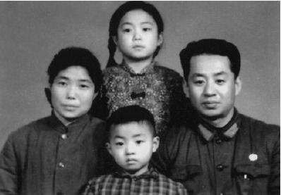 金星变性前照片
 金星高清写真_金星高清剧照