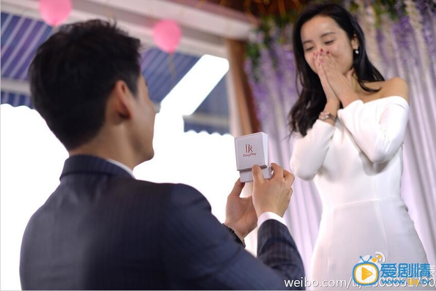 吕一求婚照
 吕一高清写真_吕一高清剧照