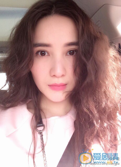 宋佳素颜自拍照
 宋佳高清写真_宋佳高清剧照