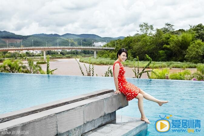 闫妮杂志封面大片
 闫妮高清写真_闫妮高清剧照
